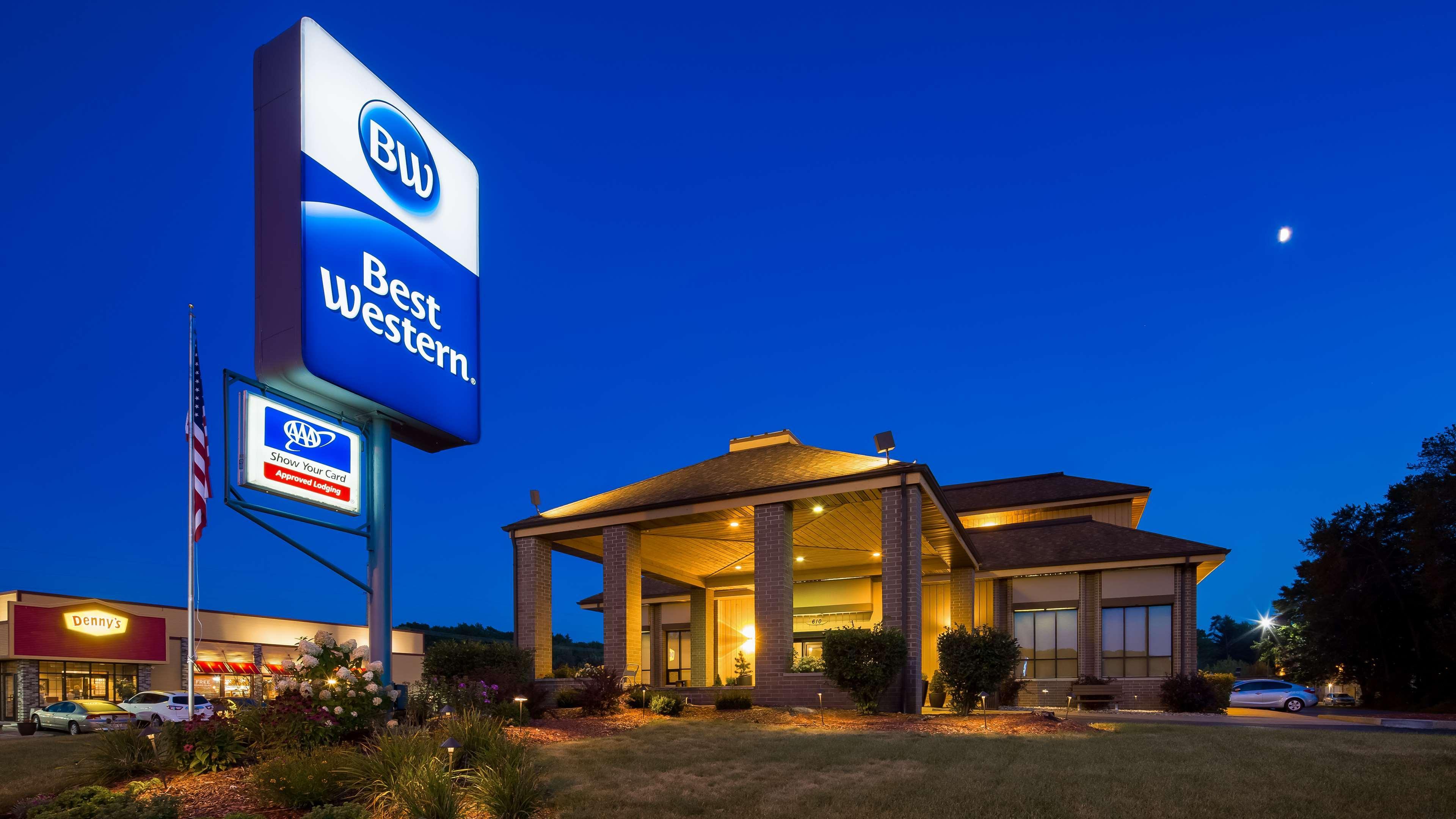Best Western Ambassador Inn & Suites Wisconsin Dells Dış mekan fotoğraf