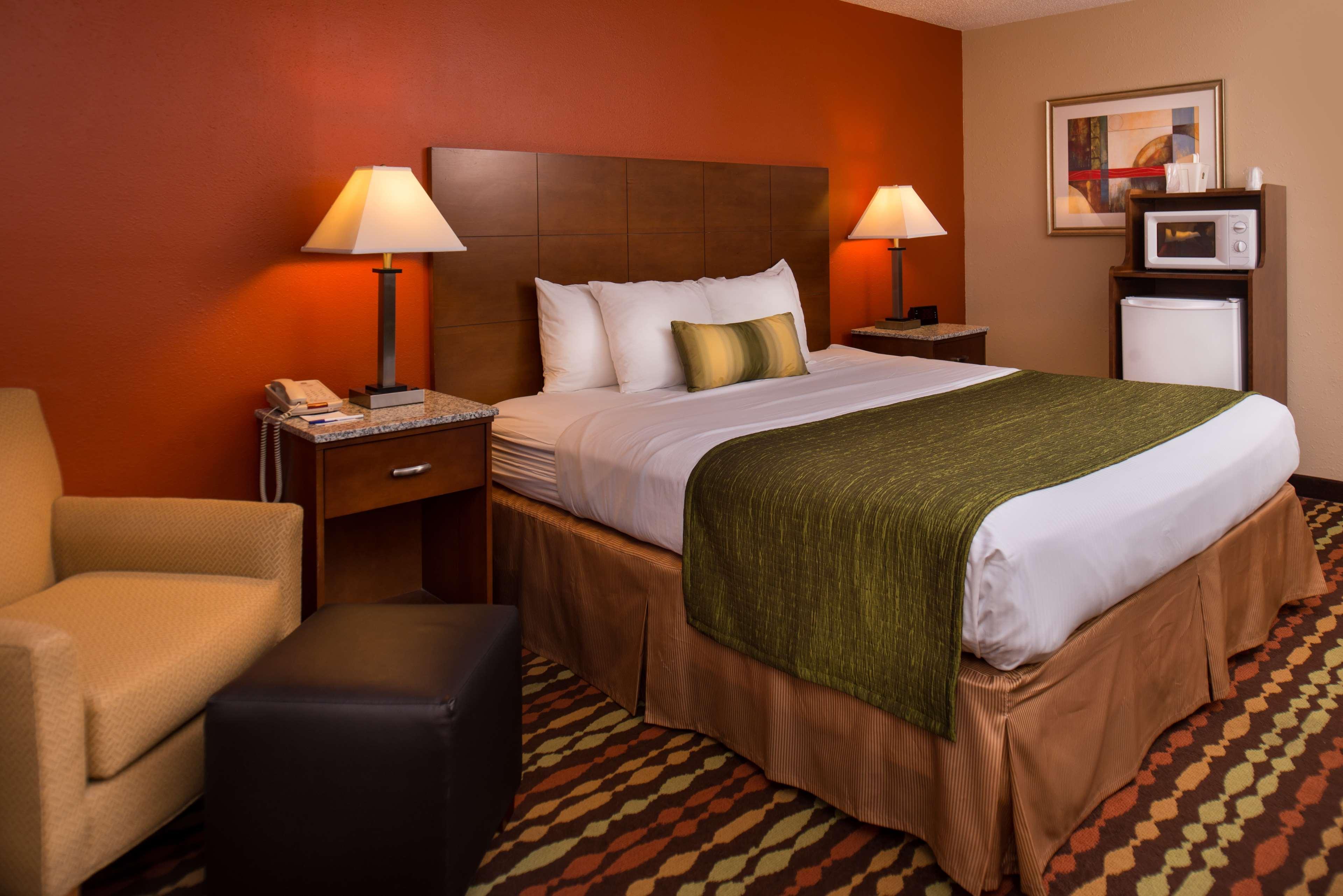 Best Western Ambassador Inn & Suites Wisconsin Dells Dış mekan fotoğraf