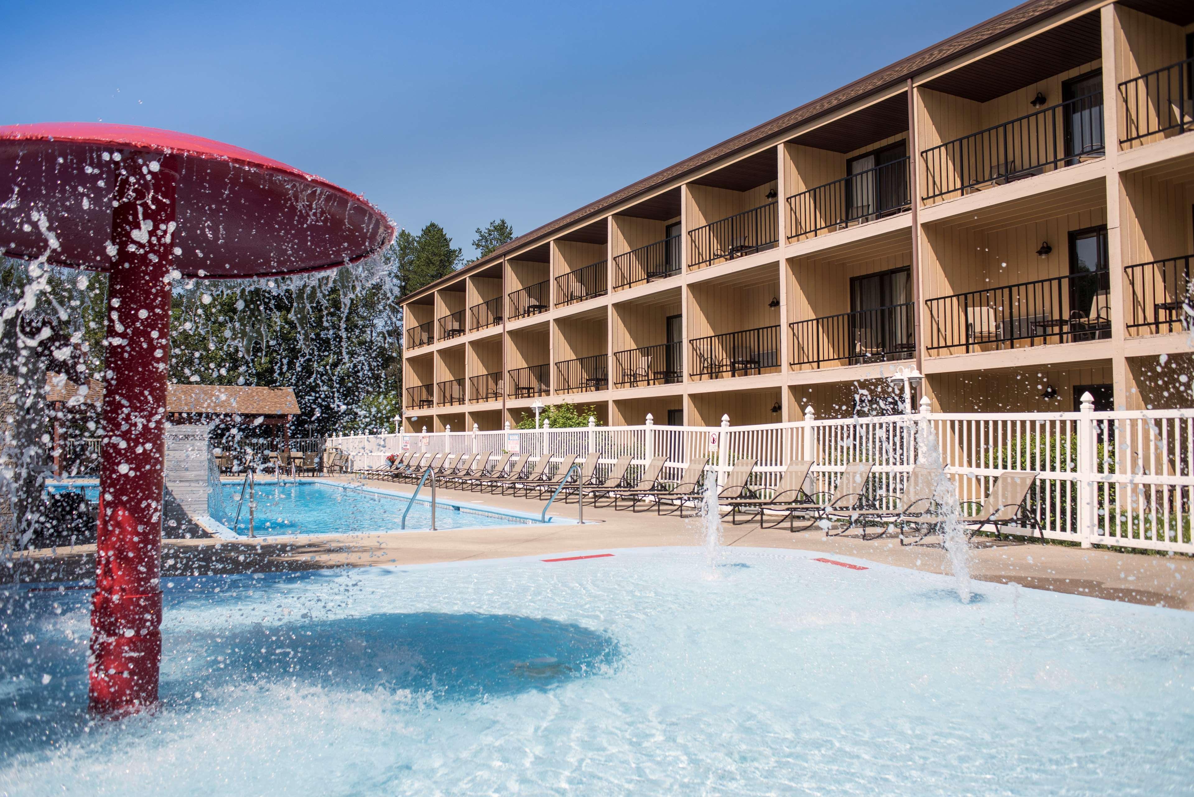 Best Western Ambassador Inn & Suites Wisconsin Dells Dış mekan fotoğraf