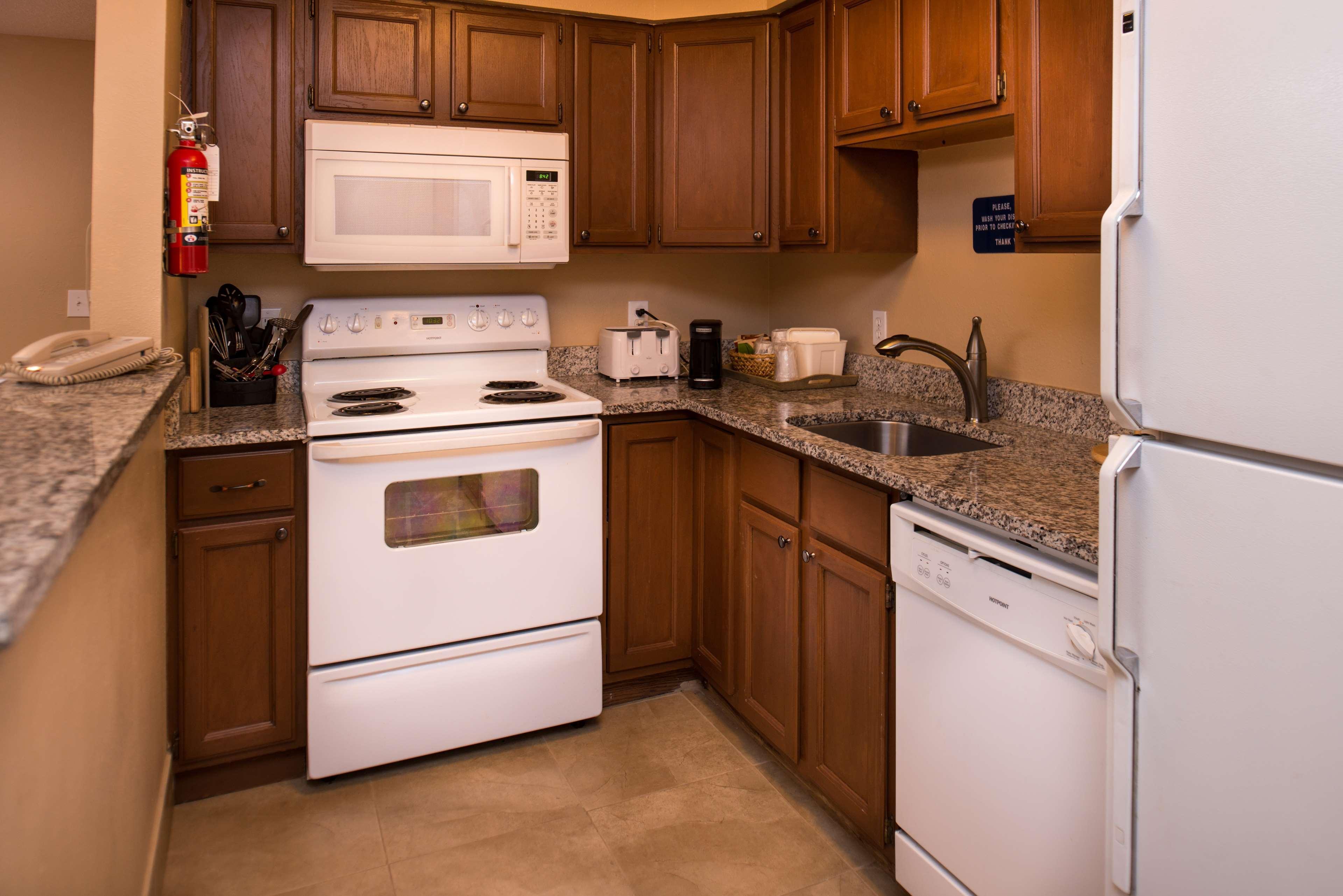 Best Western Ambassador Inn & Suites Wisconsin Dells Dış mekan fotoğraf