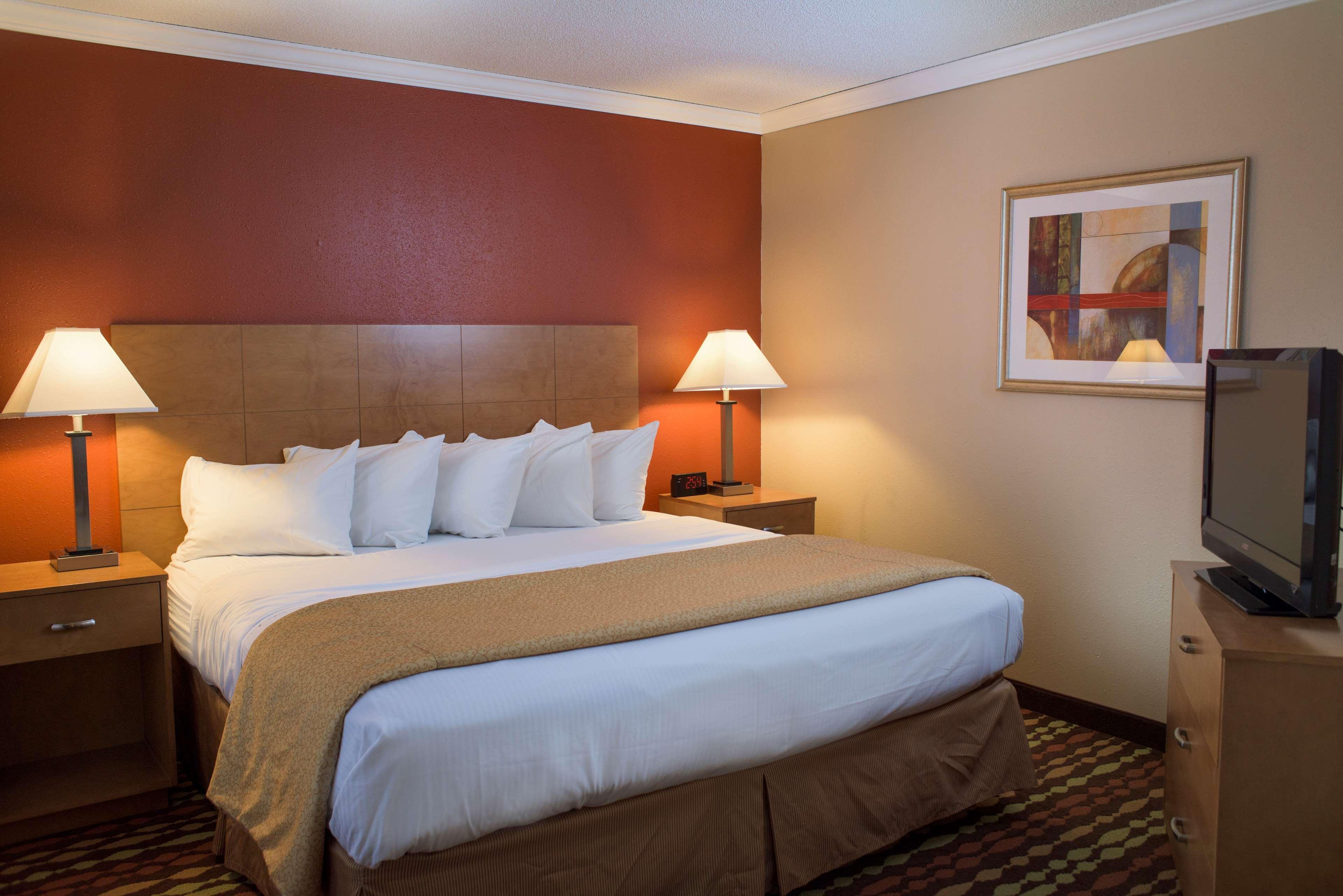 Best Western Ambassador Inn & Suites Wisconsin Dells Dış mekan fotoğraf