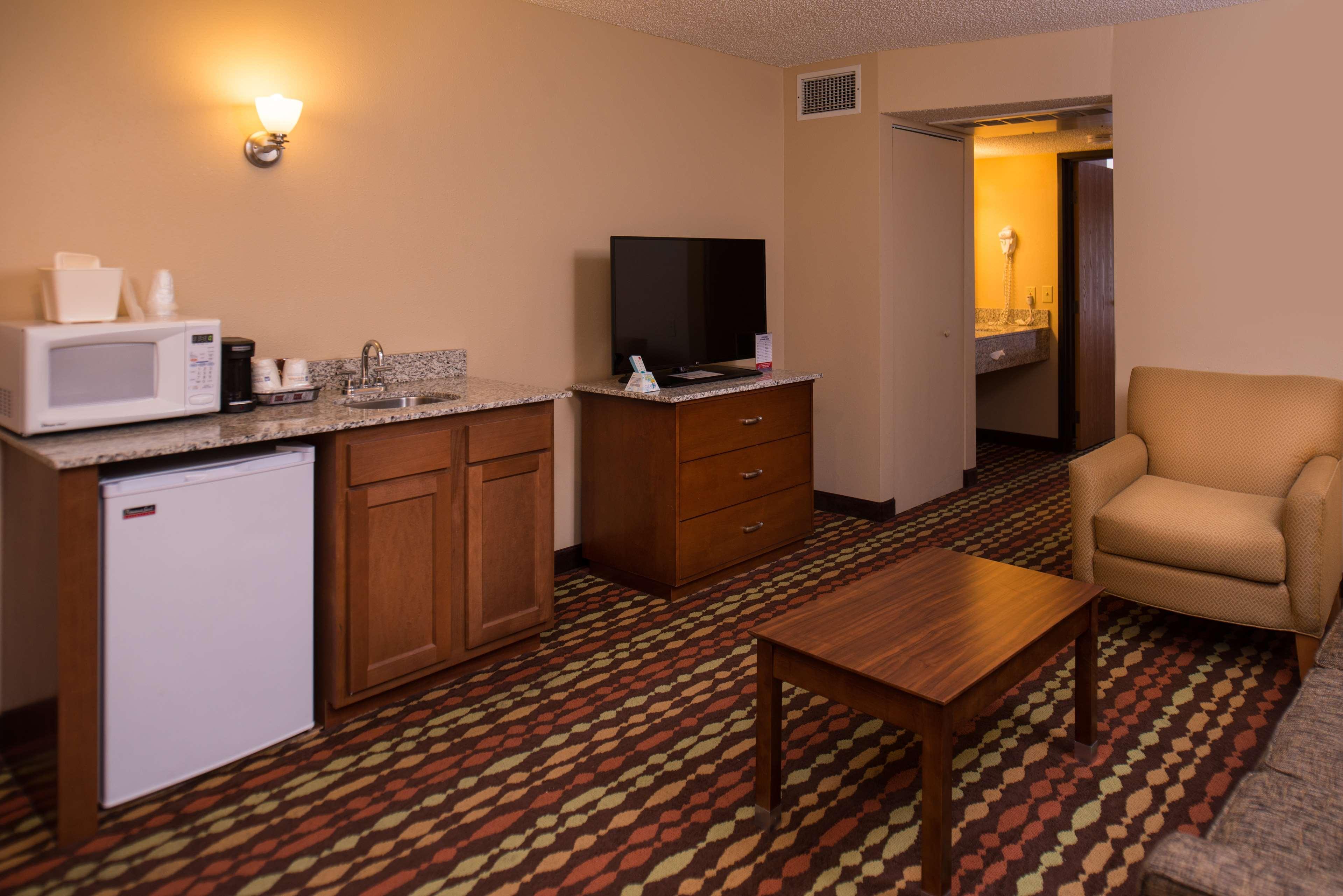 Best Western Ambassador Inn & Suites Wisconsin Dells Dış mekan fotoğraf