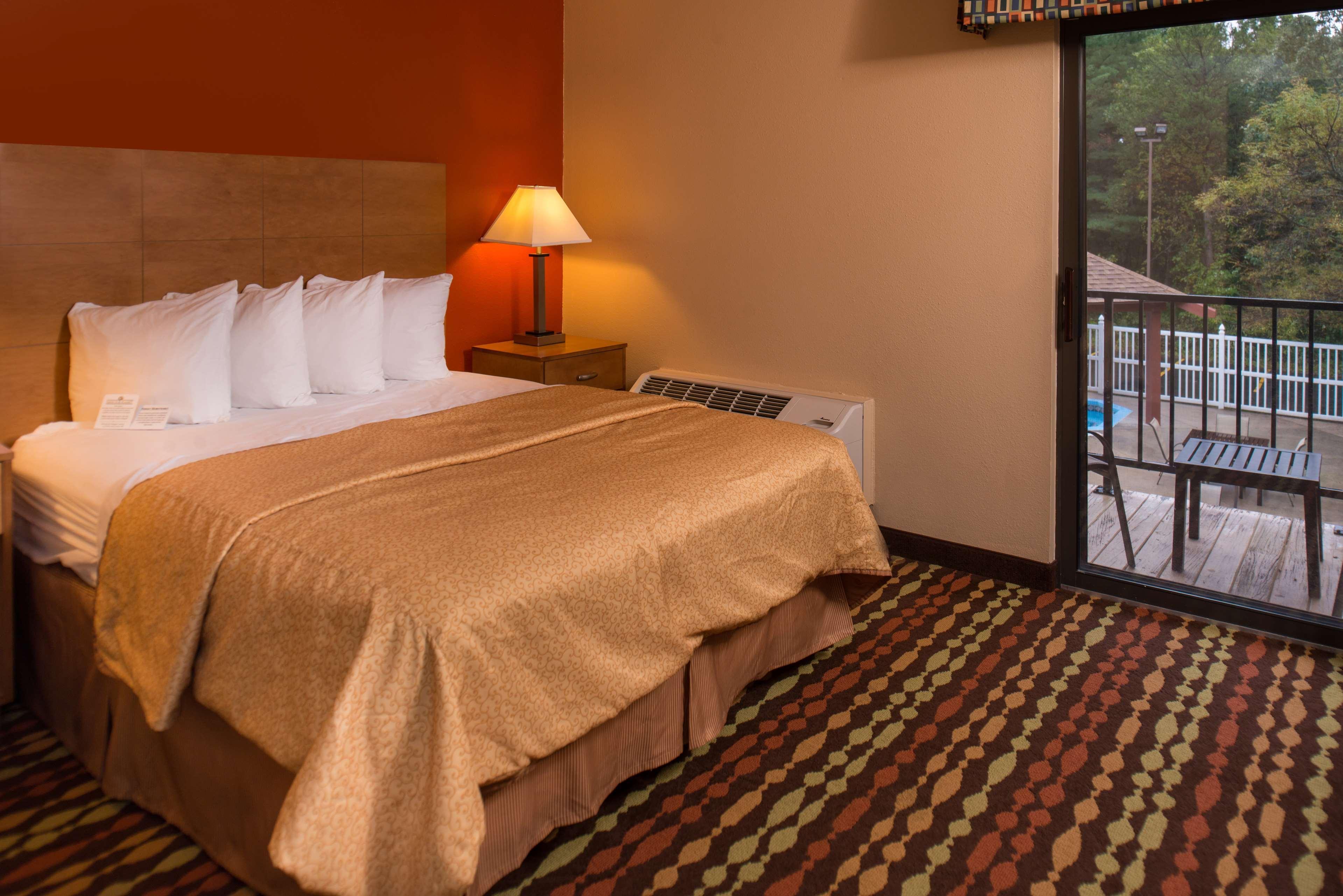 Best Western Ambassador Inn & Suites Wisconsin Dells Dış mekan fotoğraf